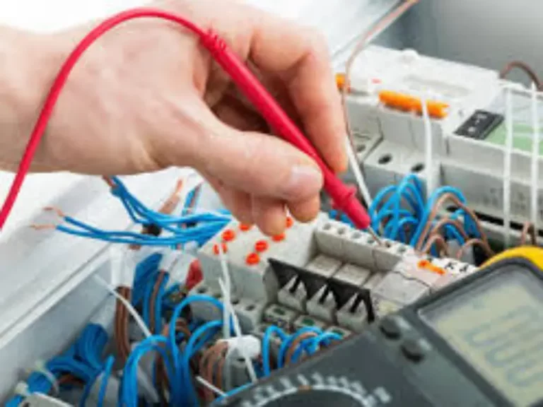 Eletricista Residencial e Predial em Recanto das Emas – DF , reparos eletricos em geral
